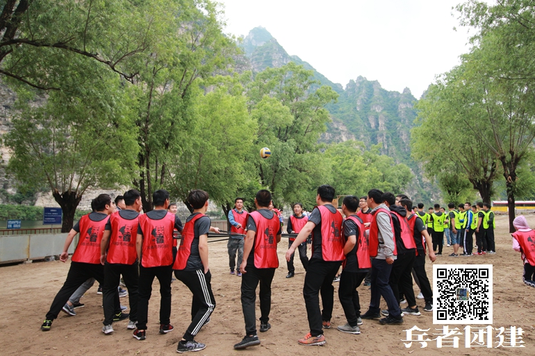 水上北京團(tuán)建活動(dòng)項(xiàng)目，在輕松的氛圍中，考驗(yàn)團(tuán)隊(duì)協(xié)作